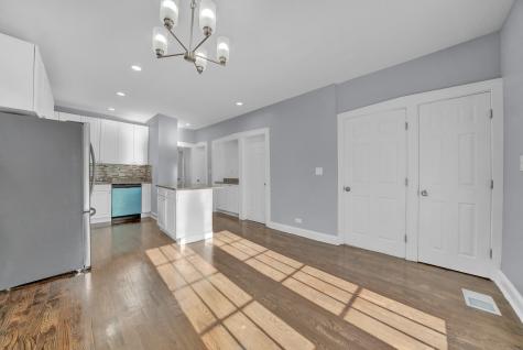 8611 South Kingston Avenue Chicago IL 60617
