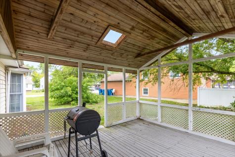 944 Carol Lane Crete IL 60417