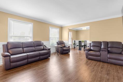 944 Carol Lane Crete IL 60417