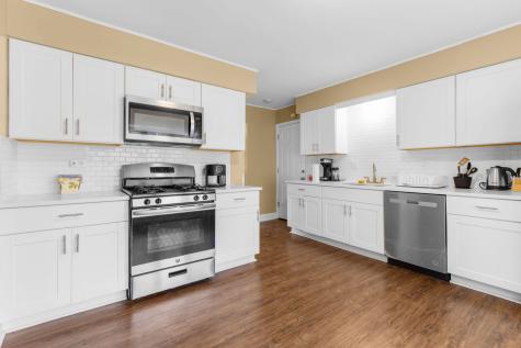 944 Carol Lane Crete IL 60417
