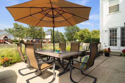 1412 Village Court Buffalo Grove IL 60089