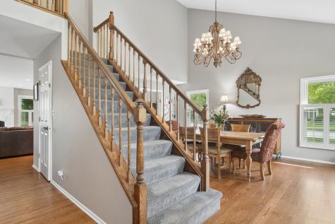 1412 Village Court Buffalo Grove IL 60089