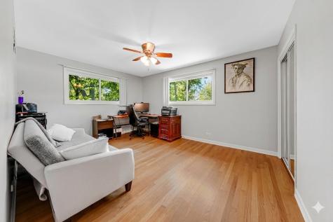 895 Sumac Road Highland Park IL 60035