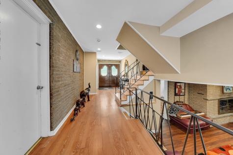 895 Sumac Road Highland Park IL 60035