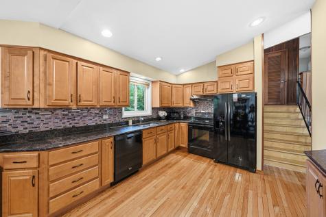 895 Sumac Road Highland Park IL 60035