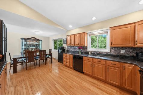 895 Sumac Road Highland Park IL 60035
