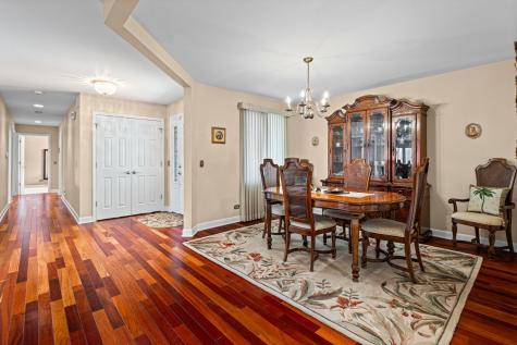 720 Mullady Parkway Libertyville IL 60048