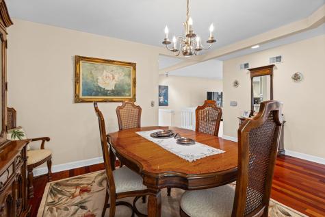720 Mullady Parkway Libertyville IL 60048
