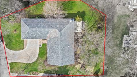 720 Mullady Parkway Libertyville IL 60048