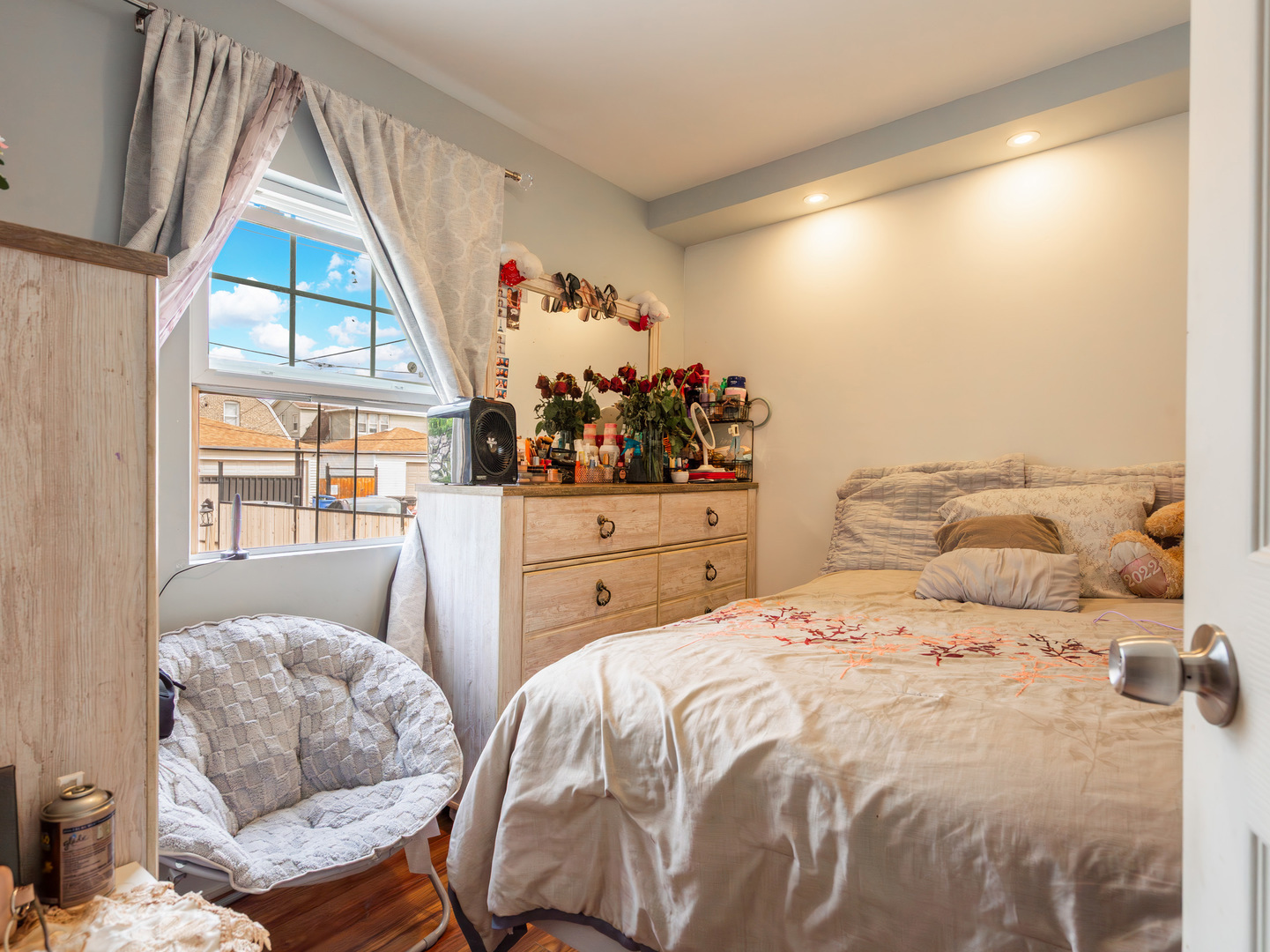 1133 North Kedvale Avenue Chicago IL 60651