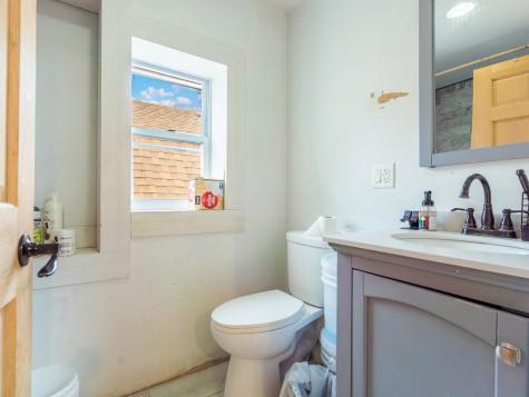 1133 North Kedvale Avenue Chicago IL 60651