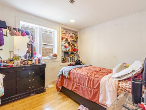 1133 North Kedvale Avenue Chicago IL 60651