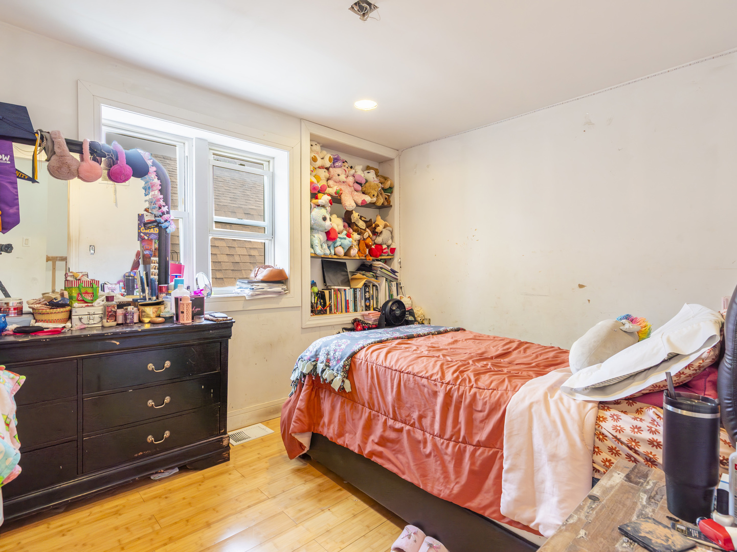 1133 North Kedvale Avenue Chicago IL 60651
