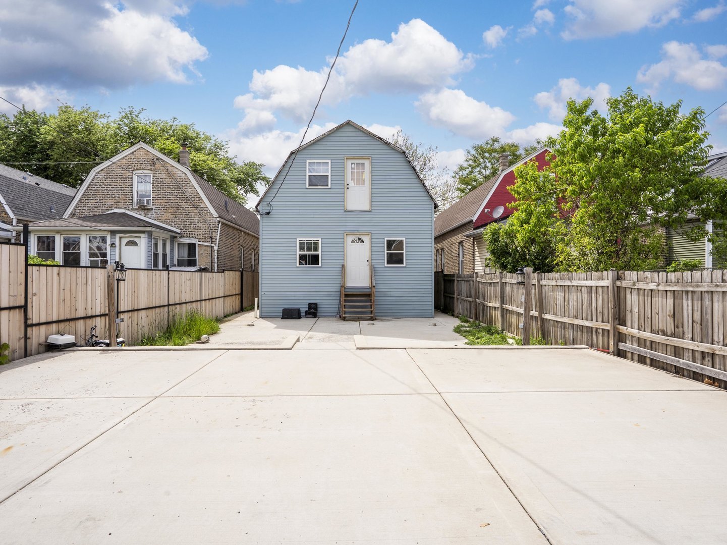 1133 North Kedvale Avenue Chicago IL 60651