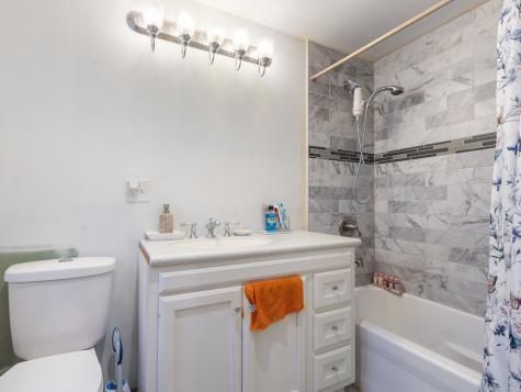 1133 North Kedvale Avenue Chicago IL 60651