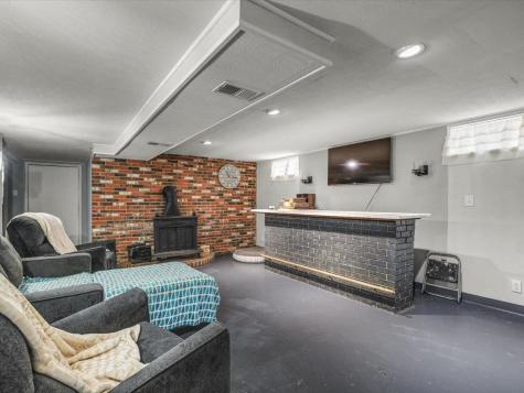 1712 Midway Drive Rockford IL 61103