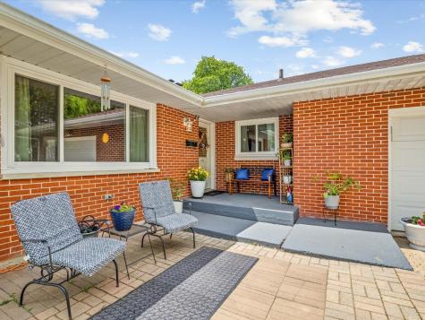 1712 Midway Drive Rockford IL 61103