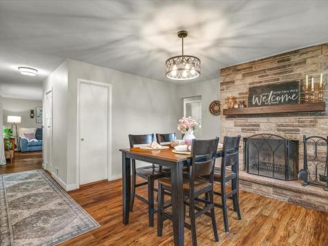 1712 Midway Drive Rockford IL 61103