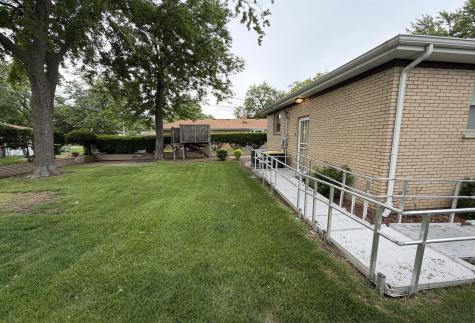 18724 Sherman Street Lansing IL 60438
