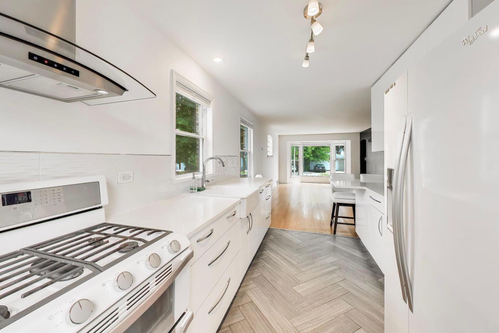 5454 West Gettysburg Street Chicago IL 60630