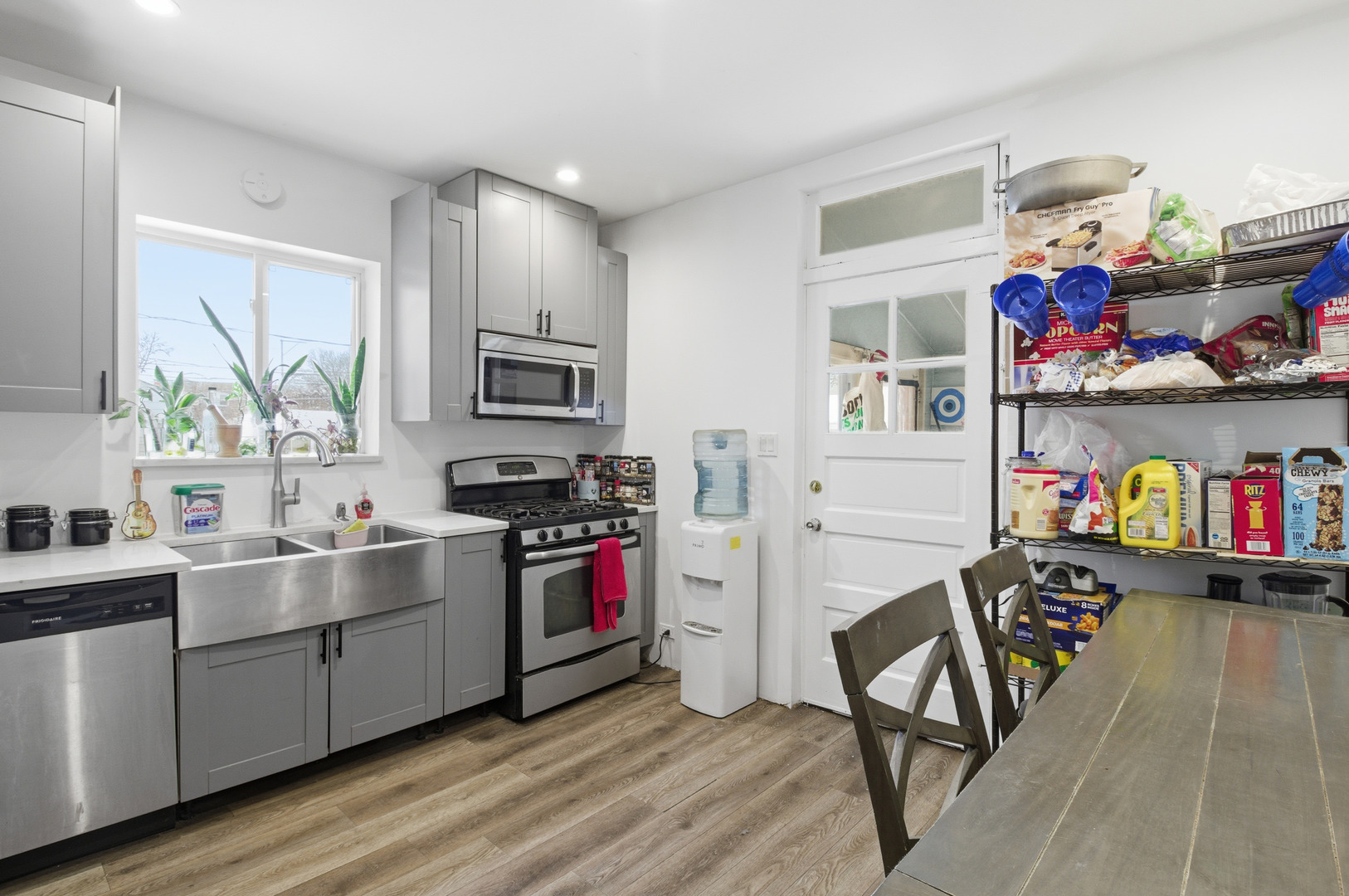 3024 North Long Avenue Chicago IL 60641