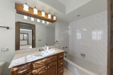 524 Meadow Lane Beecher IL 60401