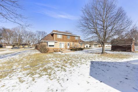 524 Meadow Lane Beecher IL 60401