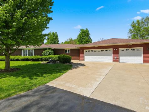 3143 West 1500n Road Kankakee IL 60901