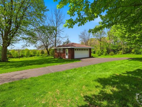 3143 West 1500n Road Kankakee IL 60901
