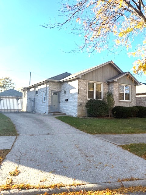 10952 South Avenue E Chicago IL 60617