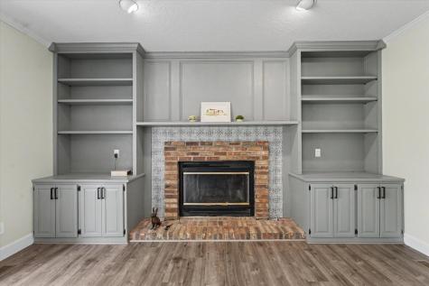2807 Cherry Hills Drive Champaign IL 61822