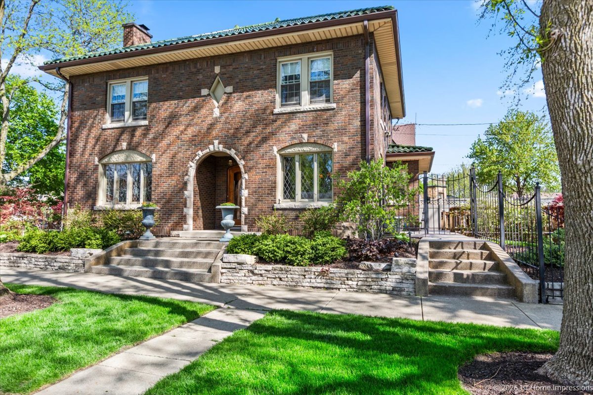 9955 South Hamilton Avenue Chicago IL 60643