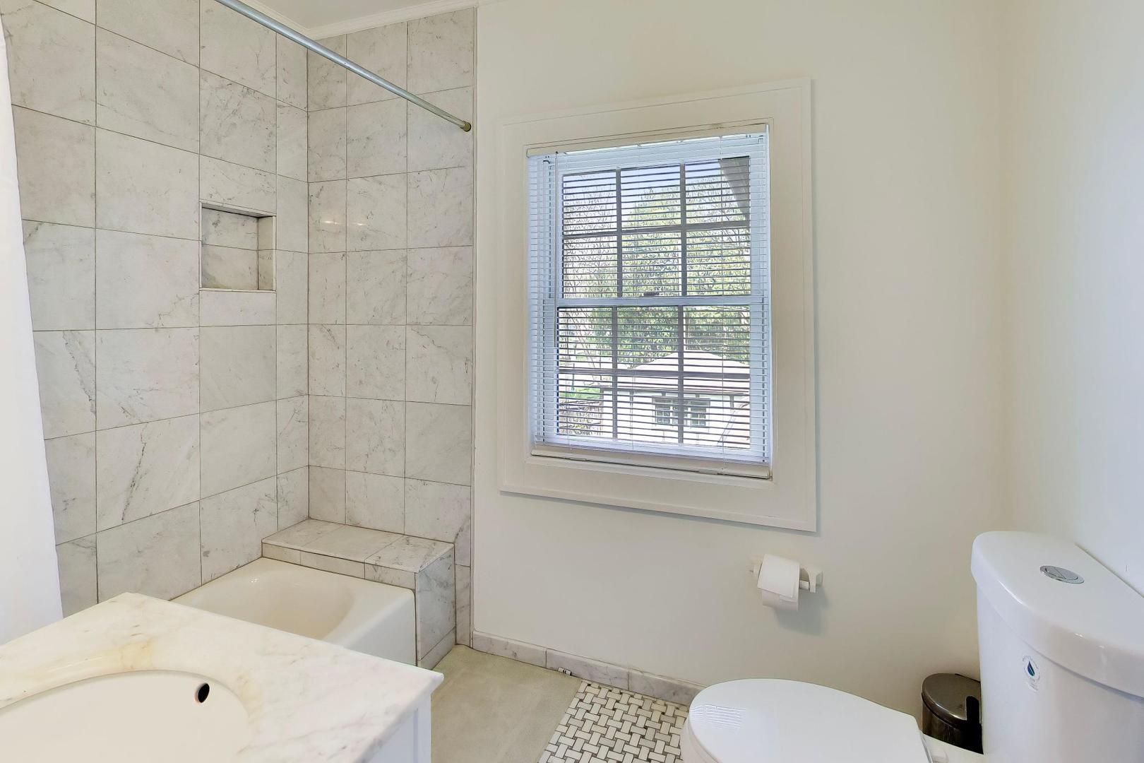 1636 Forest Avenue Wilmette IL 60091