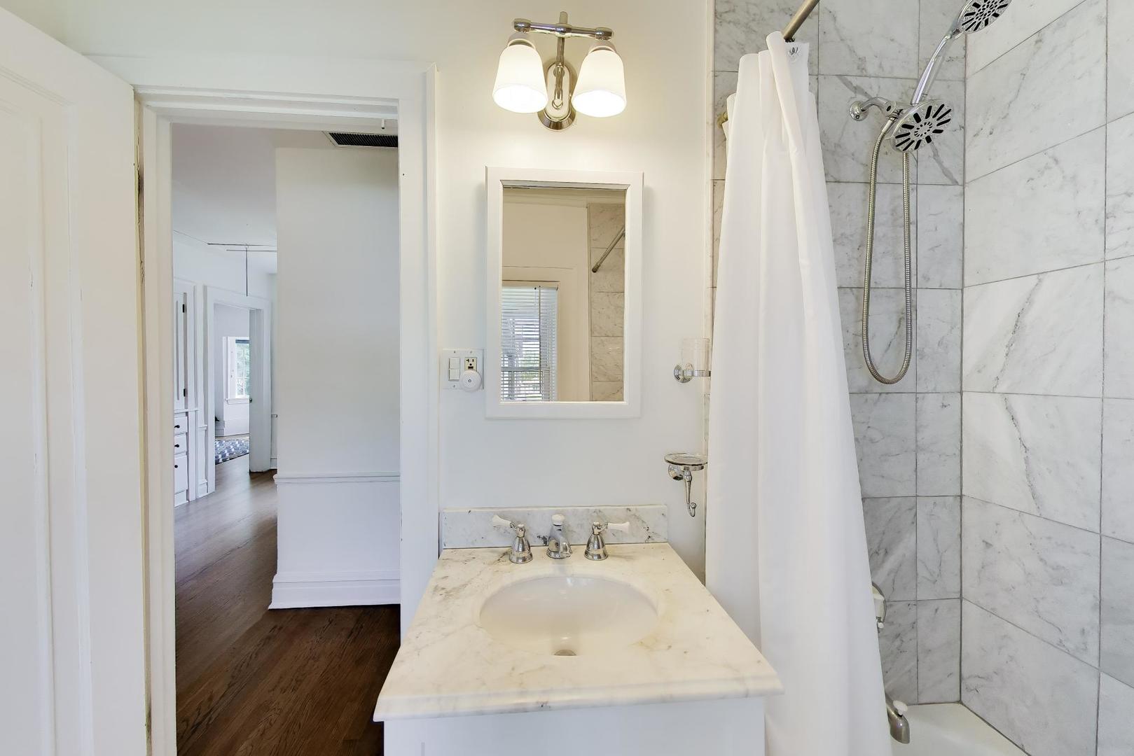 1636 Forest Avenue Wilmette IL 60091
