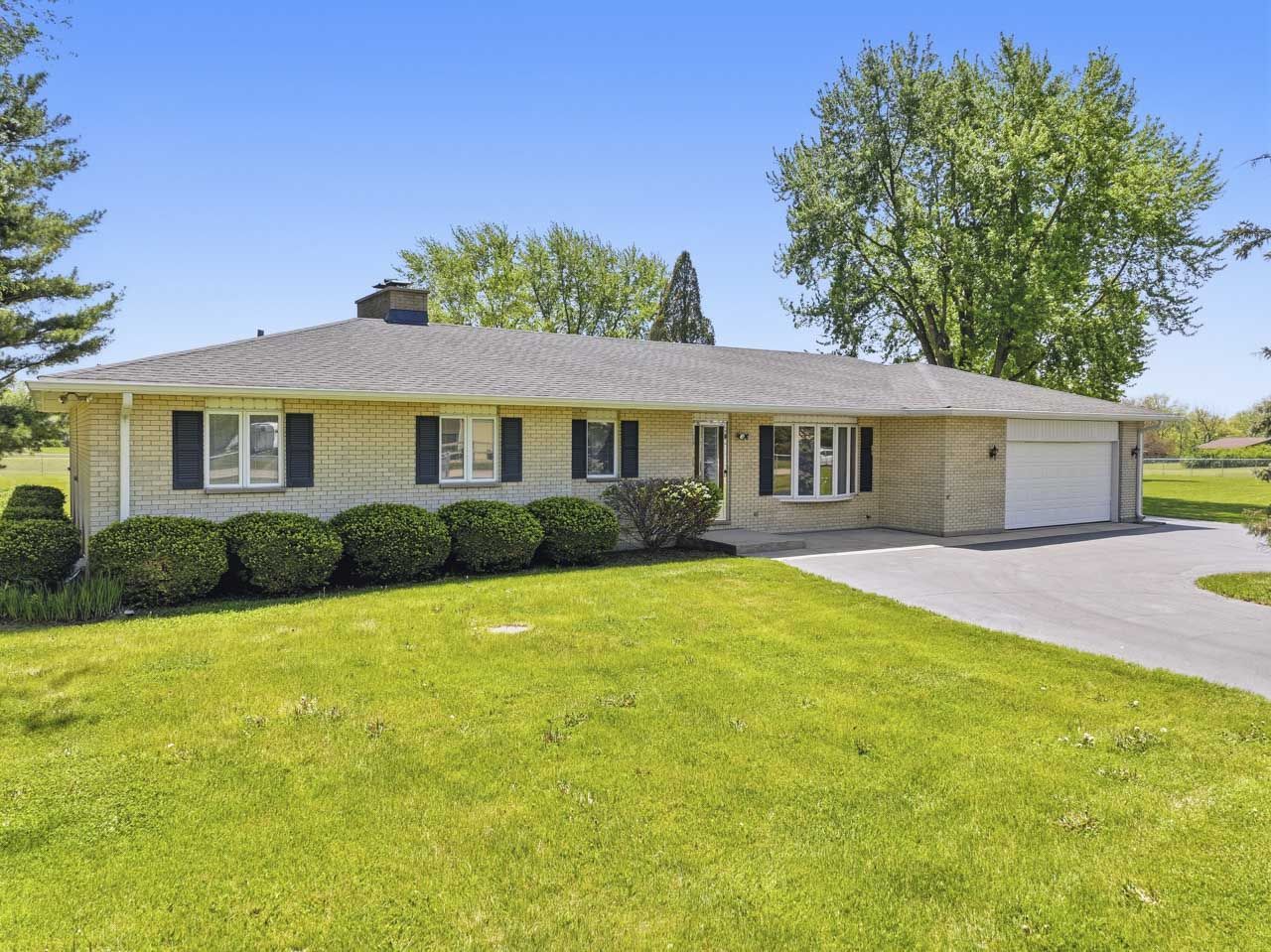 1417 Lee Lane Spring Grove IL 60081