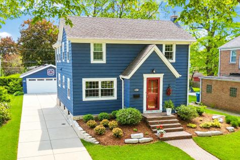 407 North Prospect Manor Avenue Mount Prospect IL 60056