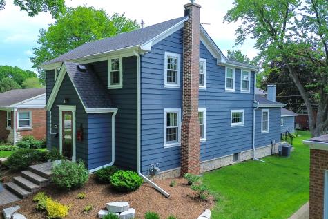 407 North Prospect Manor Avenue Mount Prospect IL 60056