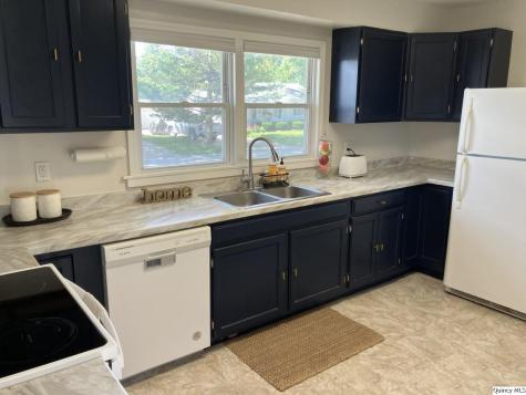 3203 College Avenue Quincy IL 62301