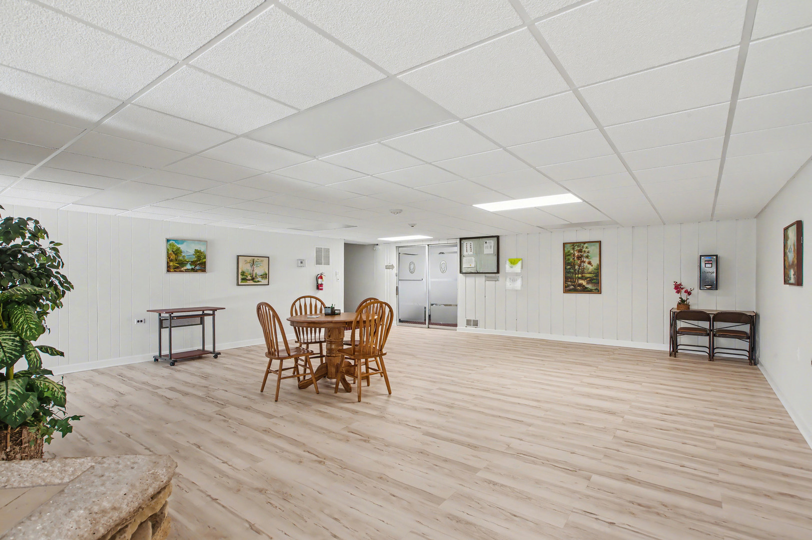 5300 Walnut Avenue Downers Grove IL 60515