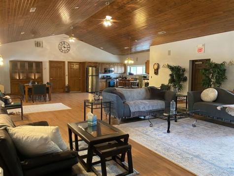 5918 Park Ridge Road Loves Park IL 61111