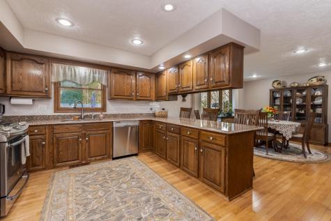 9305 Regal Court Bloomington IL 61705