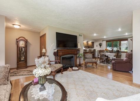 9305 Regal Court Bloomington IL 61705