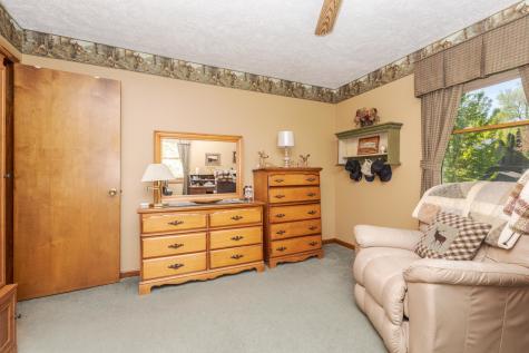 9305 Regal Court Bloomington IL 61705