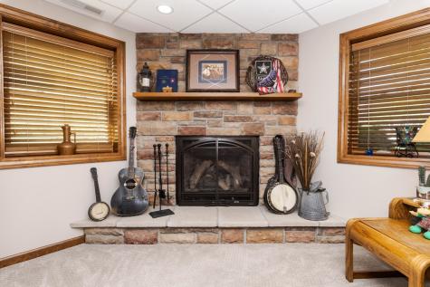 9305 Regal Court Bloomington IL 61705
