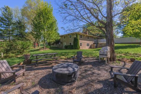 9305 Regal Court Bloomington IL 61705