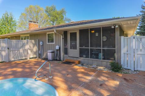 9305 Regal Court Bloomington IL 61705