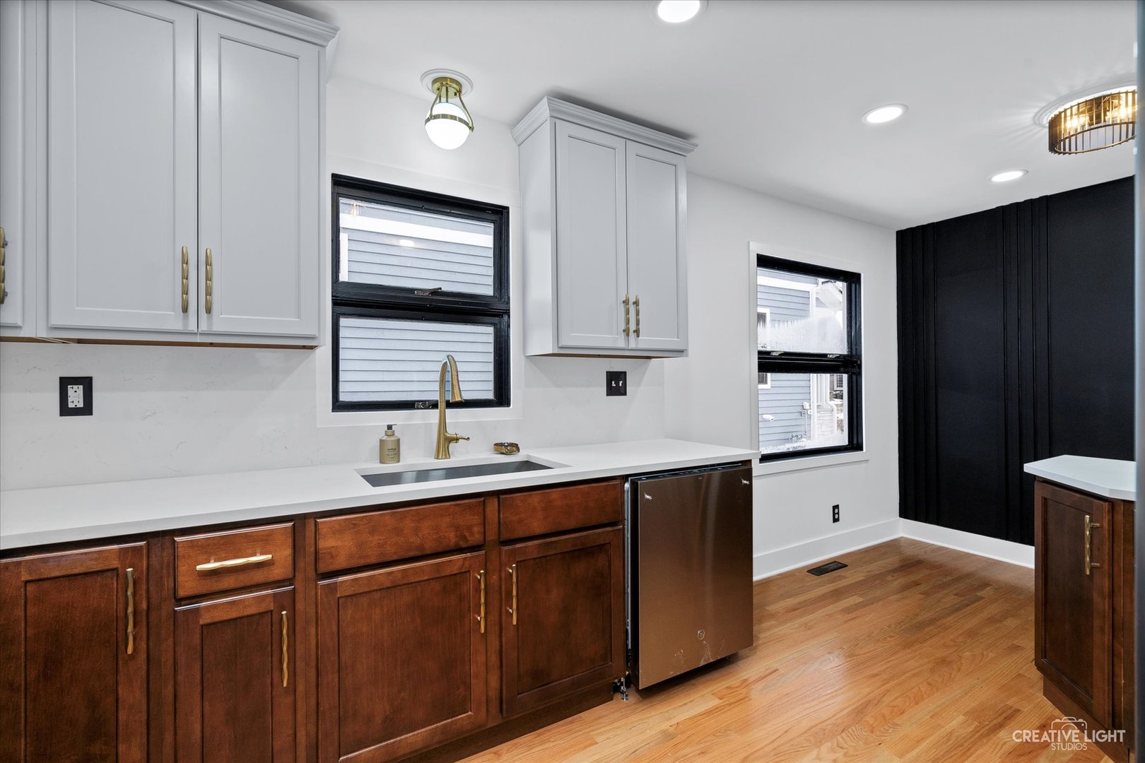 1042 North Main Street Naperville IL 60563