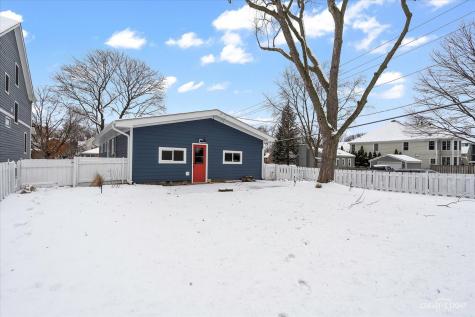 1042 North Main Street Naperville IL 60563