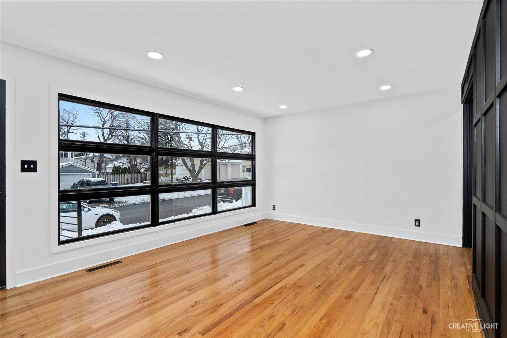 1042 North Main Street Naperville IL 60563