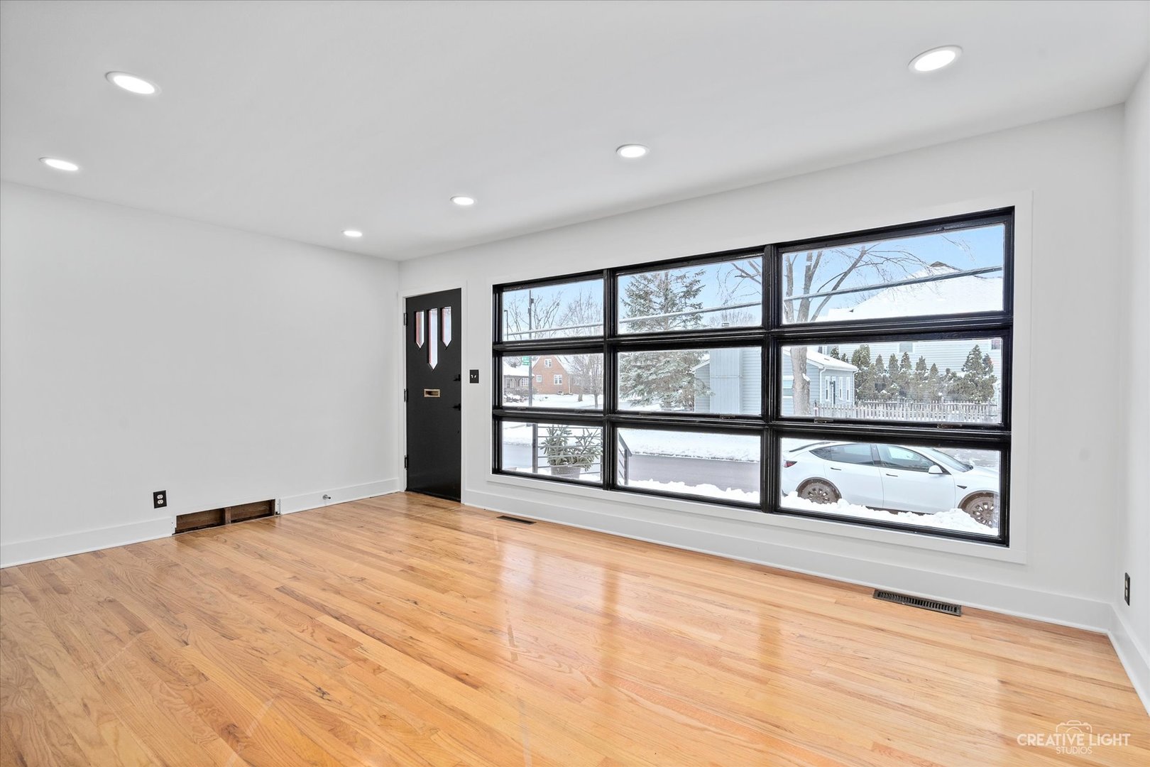 1042 North Main Street Naperville IL 60563